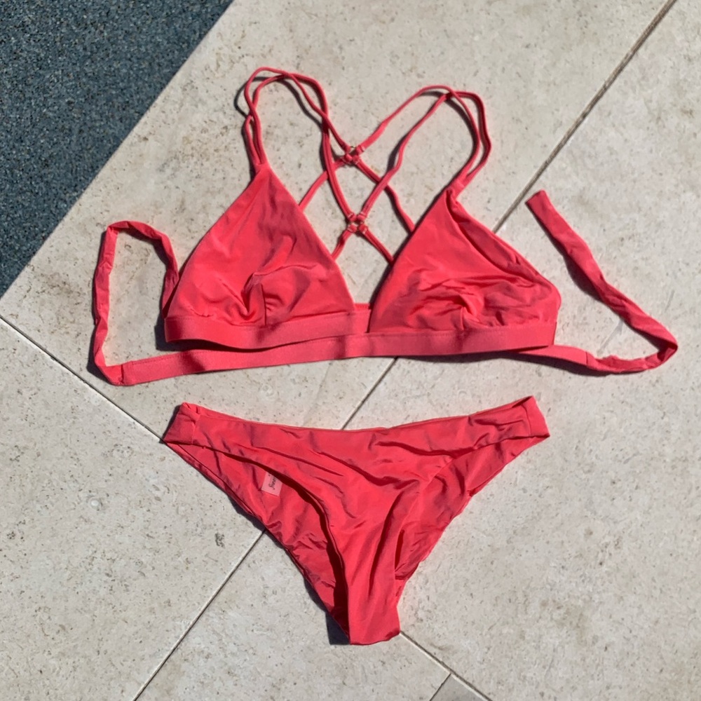 Beach Bunny Bikini 👙 top L/bottom S
